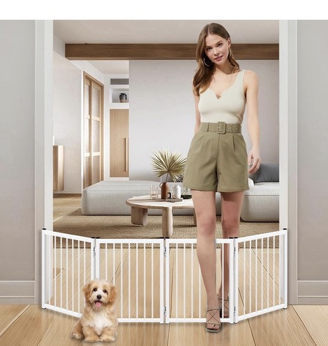 Freestanding small dog gate - small,