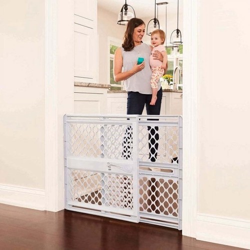 Expandable baby safety - expandable, gate