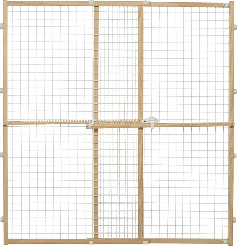 Pet safety gate - pet, expands